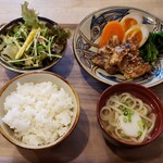 沖縄カフェとランチ かふう - かふう日替わり沖縄定食(800円)です。