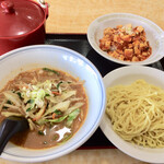 Kogane - 日替わりランチの味噌つけ麺と半麻婆丼 税込650円