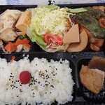 Aji Dokoro Miyabi - 美明豚（びめいとん）のスタミナ焼き肉弁当800円