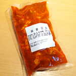 Yagachan Kimchi - 麻婆豆腐（￥540）。パウチで届くので、このまま鍋などで湯せんします