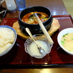 餃子市場 - “石焼麻婆豆腐定食”