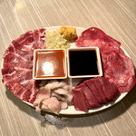 Horumon Yakiniku 8 hachi - 生盛（4種盛）大