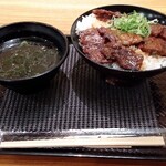 Kalbi Don to Sundubu Senmonten Kan Don Gifu Rokujo Ten - 上ハラミ丼