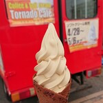 Tornado Cafe - キャラメル　350円　チョコラングドシャコーン　+50円