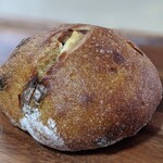 Tennen Kobo Pan Au Fournil Du Bois - タイプ110プルーンとクリームチーズ￥370