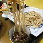 Sagami Sennonji Ten - 味彩御膳 1,330円 + 麺大盛り 200円 = 1,530円（税別）の ざるそば。　　　　　2020.06.02