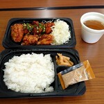 Kara Yoshi Ichinomiya Kisogawa Inta- Ten - 合い盛り弁当(6個)＆味噌汁