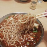 ラーメン ハルマ - 麺の感じ