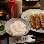 Hyakunen Tei - 海老かつ定食1,500円(税別)