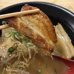 Genkotsu Ramen Gion Ten - 焼豚アップ。