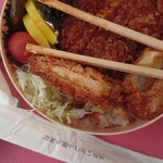 Kaika Ken - 「ソースカツ丼」900円　お肉断面