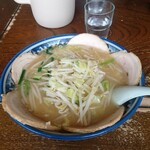 じんべい食堂 - みそチャーシュー麺