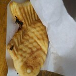 Naruto Taiyaki Honpo Oosuniomondoriten - 少し小さめでした。