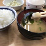 てんぷら藤 - ご飯と味噌汁