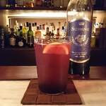 10th STREET LOUNGE - ドリンク写真:Cassis & Soda