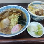 生駒軒 - ランチ：半カツ丼＆ラーメン　￥７５０