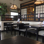 Wafu Restaurant Matsu - 綺麗で清潔な店内