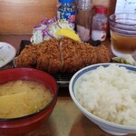 Tonkatsu Yoshimi - 上ロースカツ定食