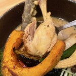 札幌スープカリー 荒谷商店 - 丸ごとチキンレッグと野菜のカリー