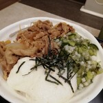 松屋 - 山形だしの三色丼大盛￥650