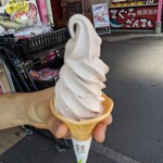 Yaizu Sakana Center Tairyo Ichigo Ten - 兄ぃの頼んだ、安倍川ソフト(税込380円)