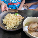 Kouraku En Kashiwazaki Ten - 濃厚魚介つけ麺プレミアム小盛り ¥680