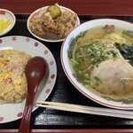 Shin Saien - 半チャンラーメンセット（950円）