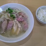 らぁ麺 丸山商店 - 特別限定 超特製鶏白湯らぁ麺 ( 店主さんのご厚意による  自家製麺  チャーシュー、鶏チャーシュー、鴨ロース、豚トロ、煮玉子1個が入った特別の鶏白湯らぁ麺  )  + ライス小   