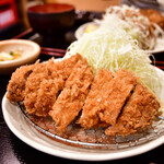 とんかつ まさむね - 料理写真:[限定部位]肩ロースかつ定食@1,880円