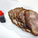 Meat Shop Midorikawa - 自家特製焼豚 100g(388円) 