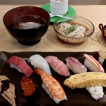 回転すしまんまん - 上すしランチ