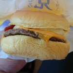 McDonald's Ibarajima Maxxvalu Ten - 残念ながら月見する前に、お腹に入ってました。(笑)