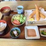 Oshokuji Dokoro Hosao - エビフライ定食