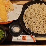 Soba Izakaya Gen - 最初に二枚注文した