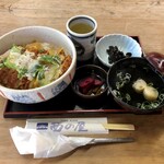 Nishi no Ya Kikugatoge Ten - かつ丼　９５０円（税込）