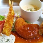 Big Chef - エビフライ、エビカツからピラフ、スープ、グラタンにズーム！