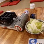 串カツ田中 - たこ焼きセット、キャベツ