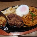 Niku no Mansei Utsunomiya Inta-Ten - ハンバーグ&ナポリタンランチ(120g)1310円+税