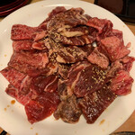 Genki Shichirin Yakiniku Gyushige Shinjuku Ten - 