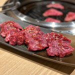 Yakiniku Minaho Shinkin Gyuu Ittougai - 