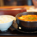 カルビ丼とスン豆腐専門店 韓丼 - 