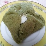 洋菓子の店パピヨン - パピヨン（抹茶）中身