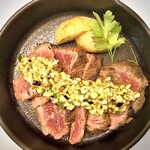 izakaya Manhattan - 牛サガリの だしのっけステーキ