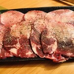 Yakiniku Paradise - 塩牛タン2人前