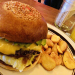 CRITTERS BURGER - 