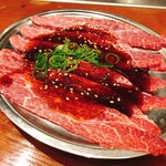 Yakiniku Dondon Higashitori Ten - 