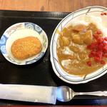 満旬屋 - カレーライス３１０円とコロッケ５０円