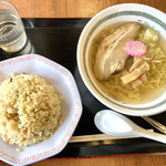 満旬屋 - 塩ラーメン３１０円＆チャーハン１８０円