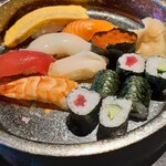 Sushi Dining Yokkaichi - 