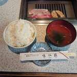 Misen So - ご飯とスープはお願いすればお代わりを持ってきてもらえます。